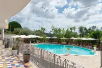 Grand Hotel Sofia - Rooftop Pools