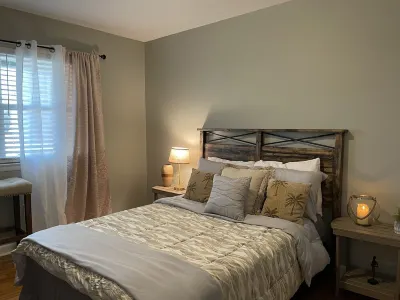 COZY HOME CLOSE TO JORDAN LAKE AND DOWNTOWN APEX! Hotels near American Tobacco Trail - White Oak Church Road Parking