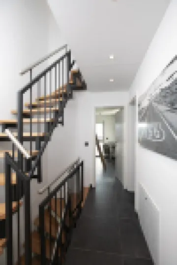 House Relax, with outdoor whirlpool and sauna for exclusive use, 300m to the lake