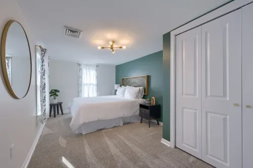 Spacious and Quiet 4BD Oasis - Private Yard