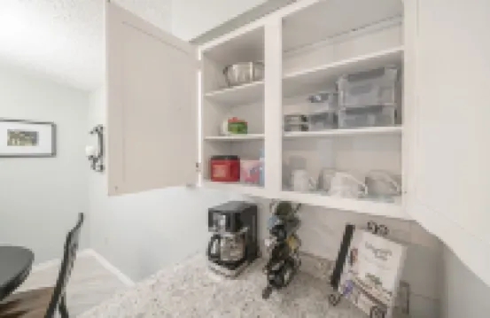 Right At Home-Midland Northtown Place