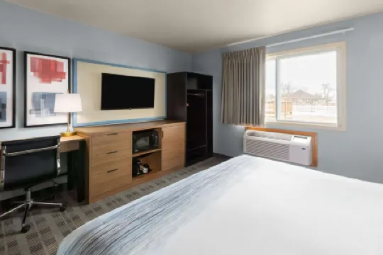 AmericInn by Wyndham Oscoda Near AuSable River