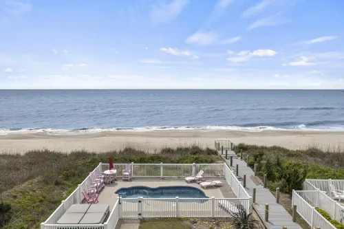 Stunning Oceanfront Escape - Private Pool, Hot Tub, Elevator