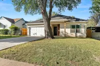 Elegant Open Concept with High-End Amenities - Stunning Oasis Hotels near Dallas Baptist University