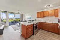 Budget Friendly Oceanfront Condo, Unbeatable Sunsets! 마우이 호텔