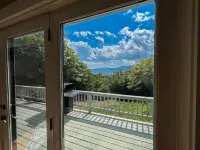 Breathtaking Mountain Views and Cozy Fireplace - Stunning Modern Retreat