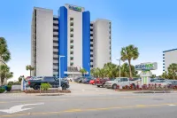 3rd floor Oceanfront studio with AC, WiFi, shared pool & hot tub 머틀 비치 국제공항 주변 호텔