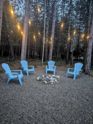 Wilderness Retreat 3-bedroom cabin in Eustis, Maine