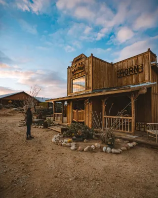 Stunning Saloon and Cowboy Tub - Unique Western Retreat Hotels in Pioneertown