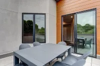 City View South Slope Townhome