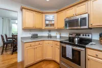 Serene Retreat with Hot Tub and Game Room - Cozy Mountain Haven