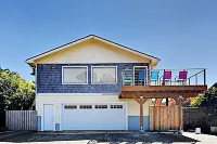 Ocean-view home - private hot tub, outdoor shower, dog-friendly - walk to beach