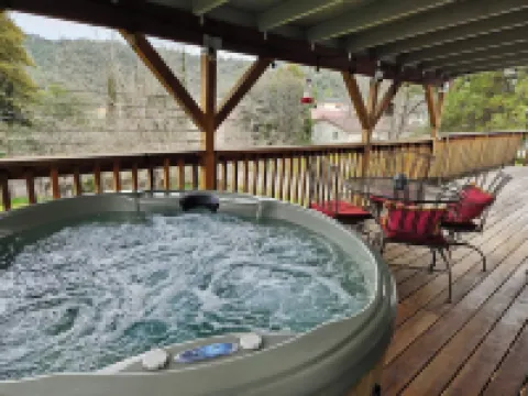 Yosemite Nest: Refreshed Vintage Retreat conveniently located near Yosemite NP