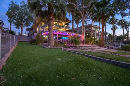 Riverfront Beach Resort Home+Casita & Bar on River