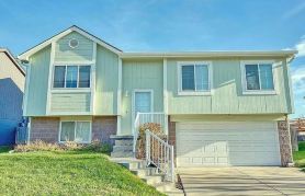 Fresh West Omaha Home For Your Entire Group