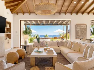 Montage Los Cabos