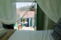To Konatzi Tis Marikas Tzai Tou Yianni Hotels in 