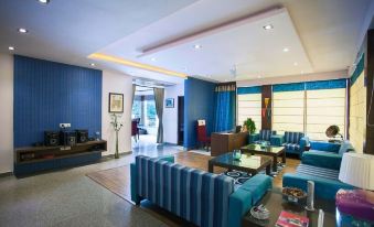Flag House Resort