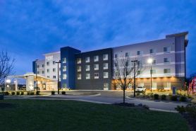 Fairfield Inn & Suites Charlotte University Research Park