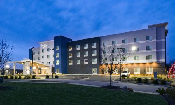 Fairfield Inn & Suites Charlotte University Research Park