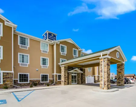 Cobblestone Hotel & Suites - Torrington