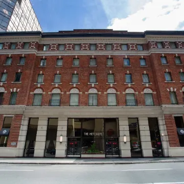 The Metcalfe by Gray Collection