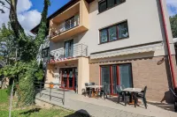Grand Hotel Senica, Garni Hotel di 