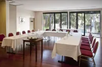 The Grand Oaks Resort Hotels in Beechworth