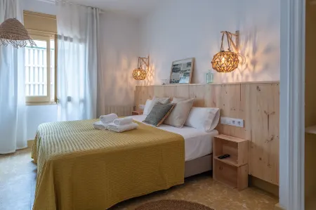 Hostal Sa Teula Отели в г. Палафружель