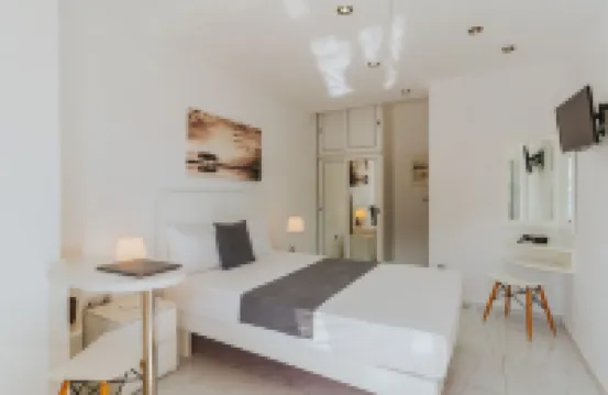 Vithos Seaside Aparthotel