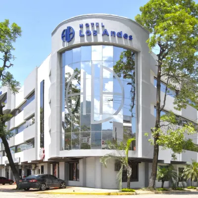 Hotel Los Andes Hotels near Forest FESITRANH