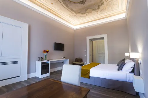 Foro Carolino S&B - Balkon
