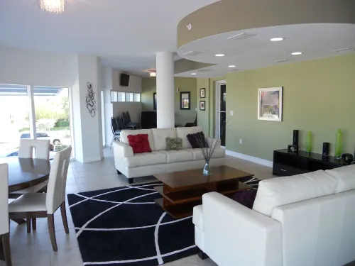 Crystal Palms Beach Resort - Apartments