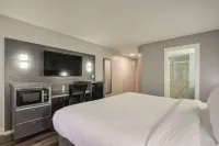 Clarion Pointe Tampa-Brandon Near Fairgrounds and Casino Hotels in Mango