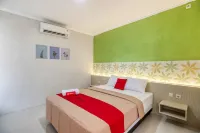 RedDoorz Near Malioboro Tugu Station Jogja 2 Hotels in Yogyakarta