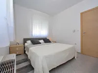 Tranquil Apartment in Bibinje with Garden