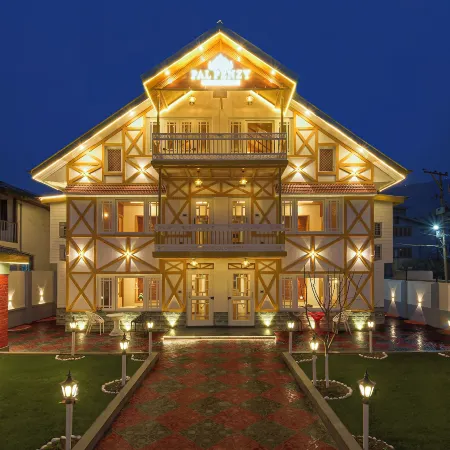 PalPenzy - Bespoke Premium Stay