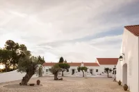 Casas da Quinta de Cima Hôtels à proximité de : Golf Course Quinta da Ria