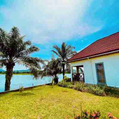 Platinum Blue Island Resort Hotel Exterior