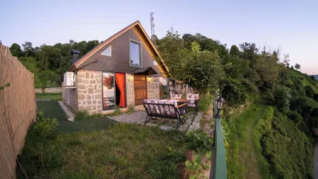 Şahmaran Bungalov Отели в г. Liman Mahallesi