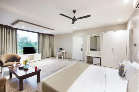 Skon Boutique by Orion Hotels Отели рядом с достопримечательностью «Dargah Hazrat Nizamuddin»