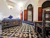 Riad Farah - Bares