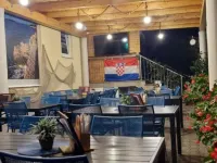Peaceful Apartments With Style Hotels in Okrug Gornji