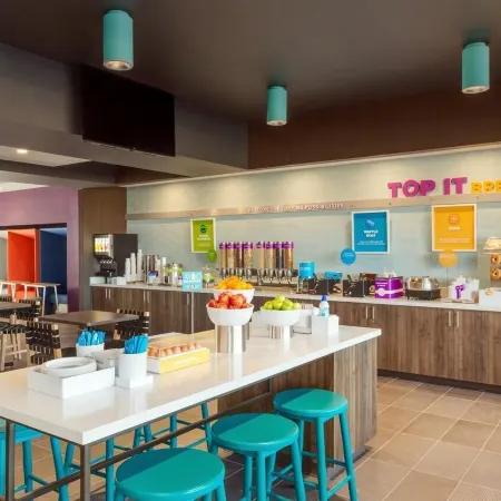 Tru by Hilton Ft. Lauderdale Downtown Отели рядом с достопримечательностью «Museum of Discovery and Science»