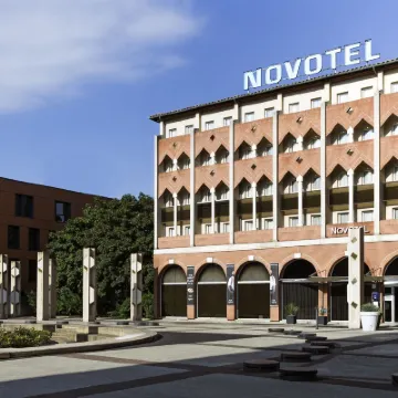 Novotel Toulouse Centre Compans Caffarelli Hotels near Compans