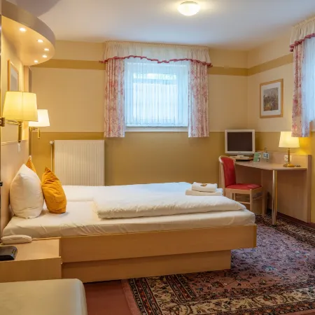 Parkhotel Neustadt Garni
