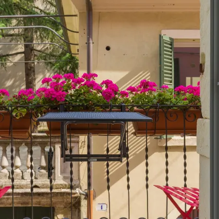 Giardino Giusti House & Court