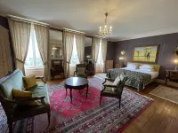 Château La Rametière Hôtels à : Équilly