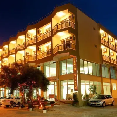Sirin Villa Hotels near Yıldız burnu Ilıca limanı