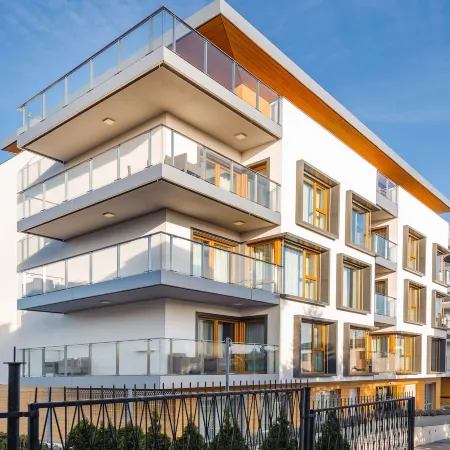 Żeromskiego II, Sun & Snow